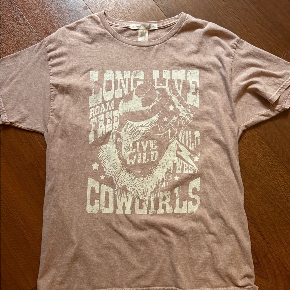 Altar'd State Mauve Pink 'Long Live Cowgirls' Graphic Tee